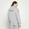 DKNY LOGO TAPE CROPPED HOODIE - Hoodie - Pearl Grey Heather 9 DKNY LOGO TAPE CROPPED HOODIE - Hoodie - Pearl Grey Heather -Bag Haven Store 11540788a9164eaf9532e9b05ab0de08