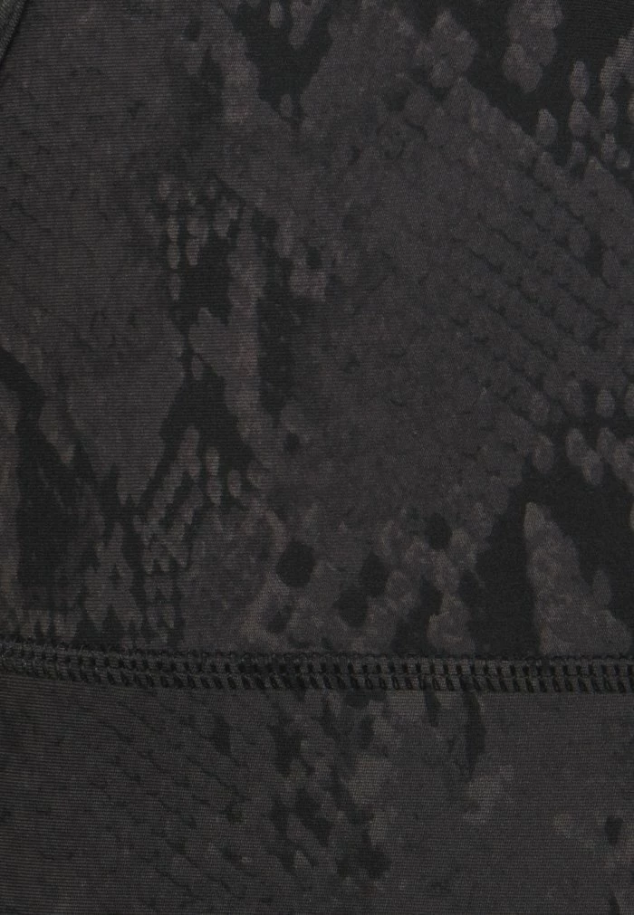 DKNY VIVID SNAKE PRINT STRAPPY BACK BRA REMOVABLE CUPS - Light Support Sports Bra - Black 5 DKNY VIVID SNAKE PRINT STRAPPY BACK BRA REMOVABLE CUPS - Light Support Sports Bra - Black - Image 3