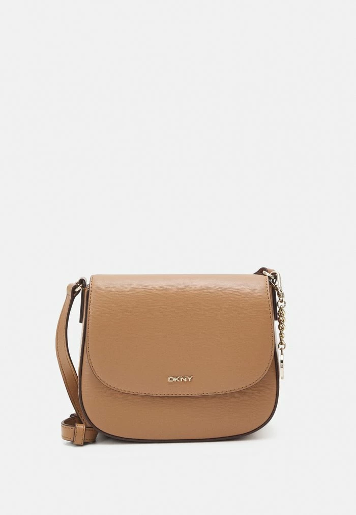 DKNY BRYANT SADDLE BAG - Across Body Bag - Cashew 3 DKNY BRYANT SADDLE BAG - Across Body Bag - Cashew