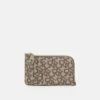 DKNY BRYANT ZIP CARD HOLDER LOGO - Wallet - Chino/caramel -Bag Haven Store 44df9e463247484f88067c4d8b36ea9b