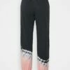 DKNY PLACED TIE DYE - Tracksuit Bottoms - Rosewater -Bag Haven Store 52337b367c3a4bf9ad4ee623e4a9cef9