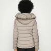 DKNY SHORT PUFFERS - Winter Jacket - Thiste 10 DKNY SHORT PUFFERS - Winter Jacket - Thiste -Bag Haven Store 5dbd2c41ecfd4cc4a29b1f60d848a9ac
