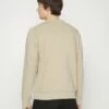 DKNY FRONT LOGO CREWNECK - Sweatshirt - Khaki 10 DKNY FRONT LOGO CREWNECK - Sweatshirt - Khaki -Bag Haven Store 5ec26442ea00474cae6a02f3be4400a3