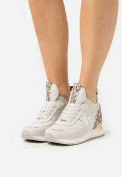 DKNY SABATINI LACE UP - Trainers - Vanilla/chino