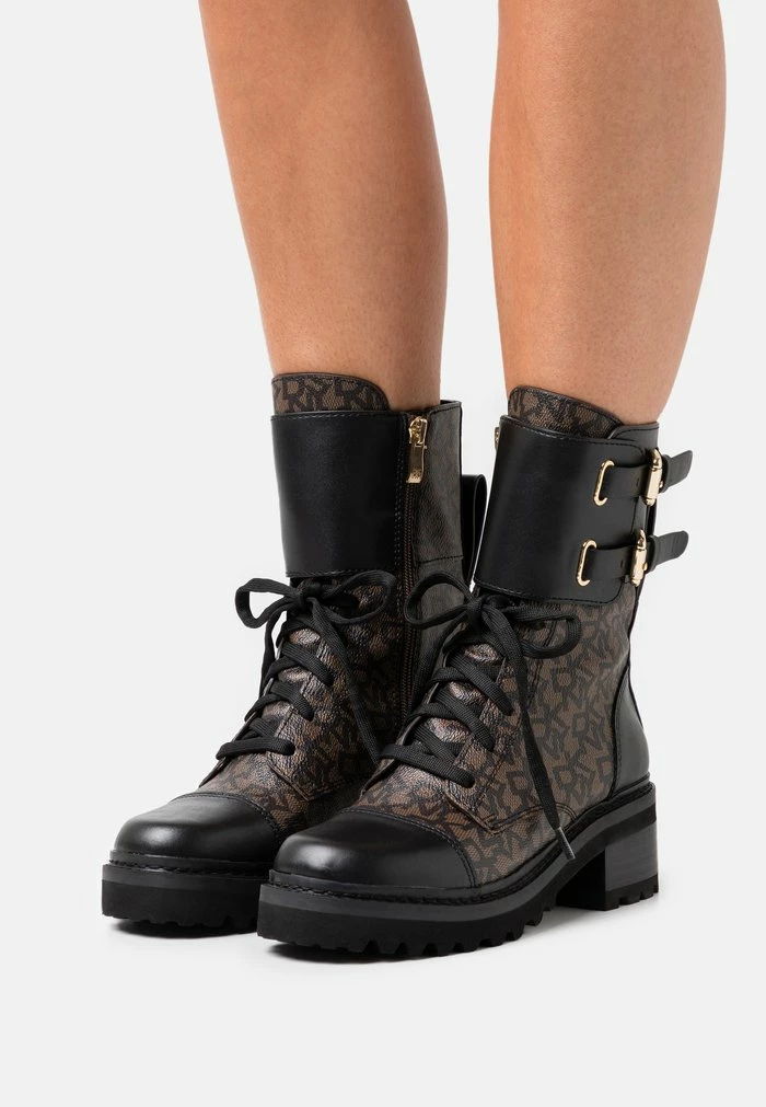 DKNY BART COMBAT BOOT BUCKLE - Lace-up Ankle Boots - Brown/black 3 DKNY BART COMBAT BOOT BUCKLE - Lace-up Ankle Boots - Brown/black