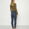 DKNY BLEEKER SHAPING - Jeans Skinny Fit - Medium Wash -Bag Haven Store 68609284019a4da0b69280dafc75aa73