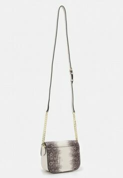 Bag Haven Store -Bag Haven Store 6b75b7c9be26457f87fc41c86436e431