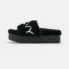 DKNY PALZ SLIDE - Slippers - Black/white 10 DKNY PALZ SLIDE - Slippers - Black/white -Bag Haven Store 722e69dcd34e4308a6d63bbd04dac9ce