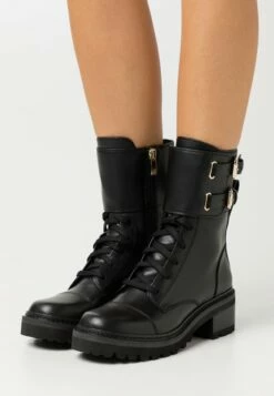 DKNY BART COMBAT BOOT BUCKLE - Lace-up Ankle Boots - Black