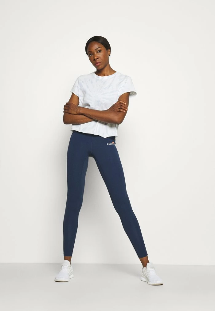 DKNY SPIRAL TIE DYE SHORT SLEEVE BOXY TEE - Print T-shirt - Pale Blue 4 DKNY SPIRAL TIE DYE SHORT SLEEVE BOXY TEE - Print T-shirt - Pale Blue - Image 2