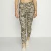 DKNY TIGER KING - Leggings - Latte -Bag Haven Store 84366542805641ef91d3940627501926