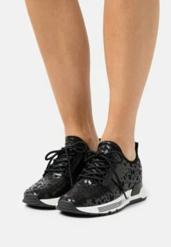 DKNY NATALIE LACE UP - Trainers - Black/shiny Black