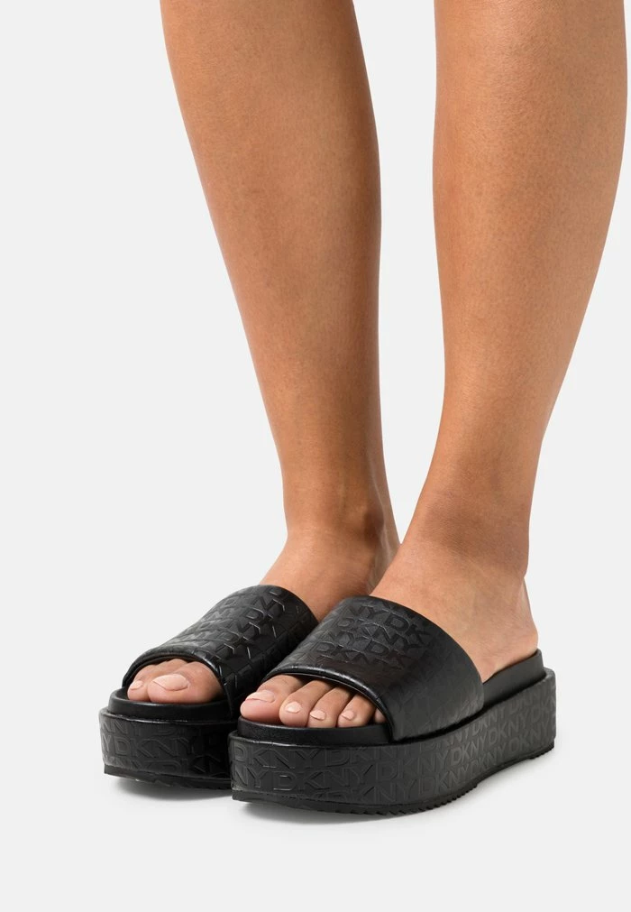 DKNY PLATFORM SLIDE - Heeled Mules - Black 3 DKNY PLATFORM SLIDE - Heeled Mules - Black