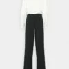DKNY SLEEVE VNECK COMBO - Jumpsuit - Ivory/black -Bag Haven Store 966da60c9d9b4045b7fe1ea9c81192a7