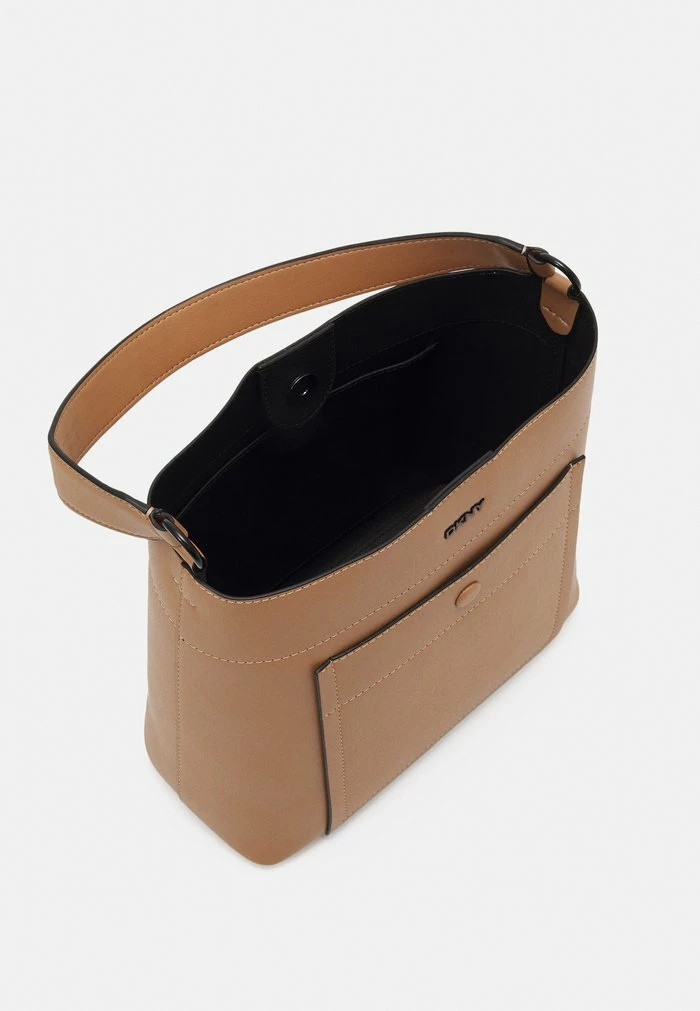 DKNY CRAWFORD - BUCKET - Handbag - Cashew 5 DKNY CRAWFORD - BUCKET - Handbag - Cashew - Image 3