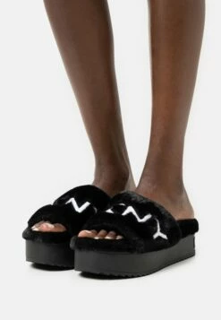 DKNY PALZ SLIDE - Slippers - Black/white