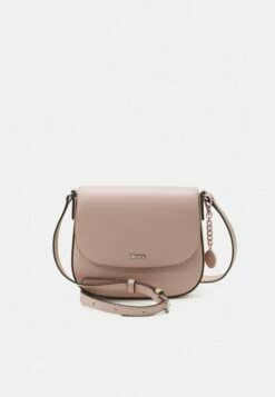 DKNY BRYANT SADDLE BAG - Across Body Bag - Cashmere