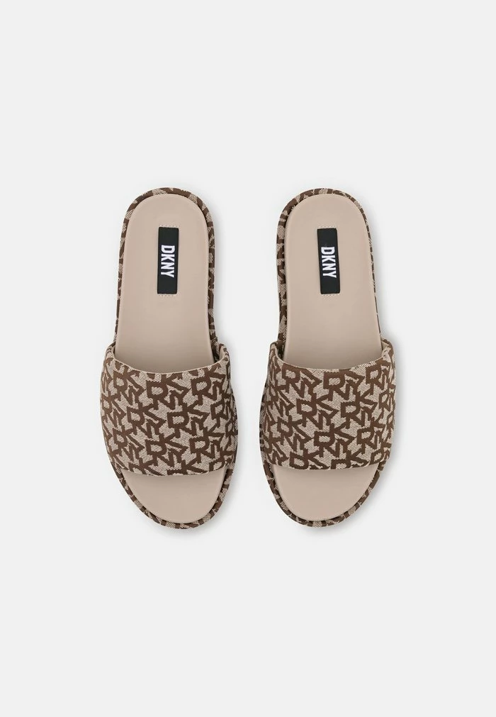 DKNY PLATFORM SLIDE - Heeled Mules - Chino 7 DKNY PLATFORM SLIDE - Heeled Mules - Chino - Image 5