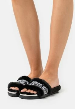DKNY BEVAN SLIDE - Slippers - Black/white